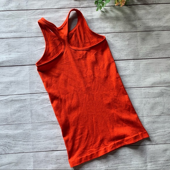 ATHLETA red tank top - Picture 5 of 6
